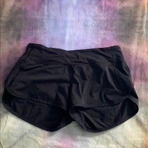 Lulu lemon black shorts